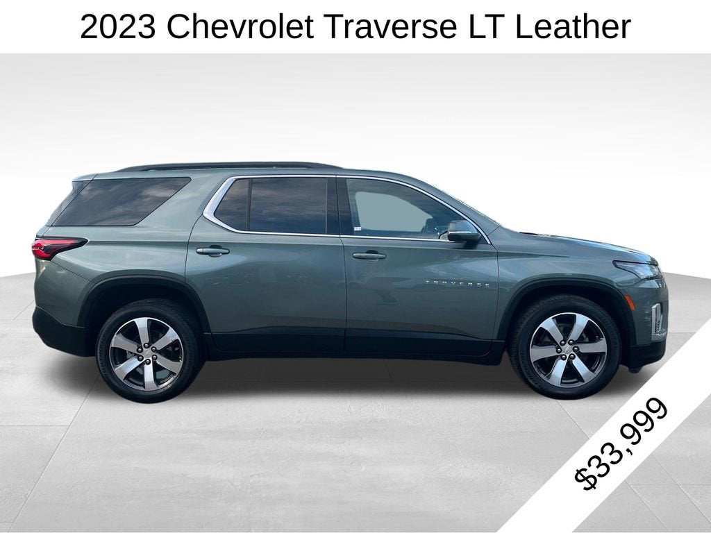2023 Chevrolet Traverse LT Leather
