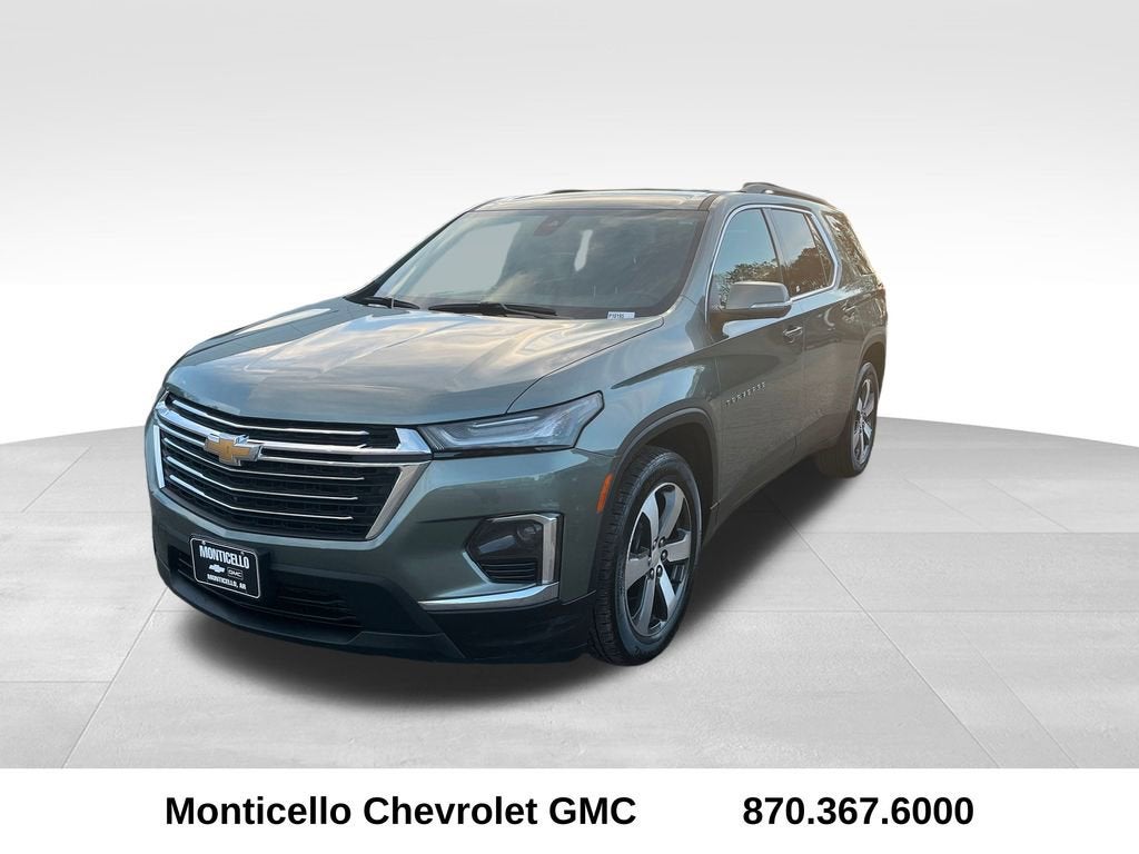 2023 Chevrolet Traverse LT Leather