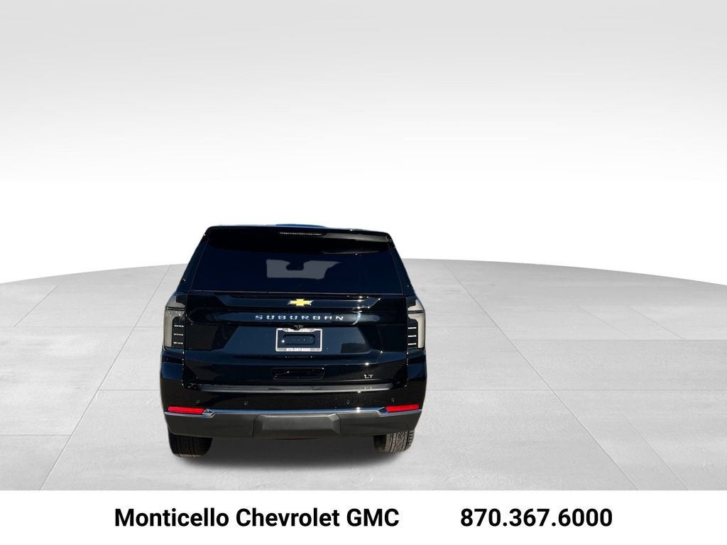 2026 Chevrolet Suburban LT