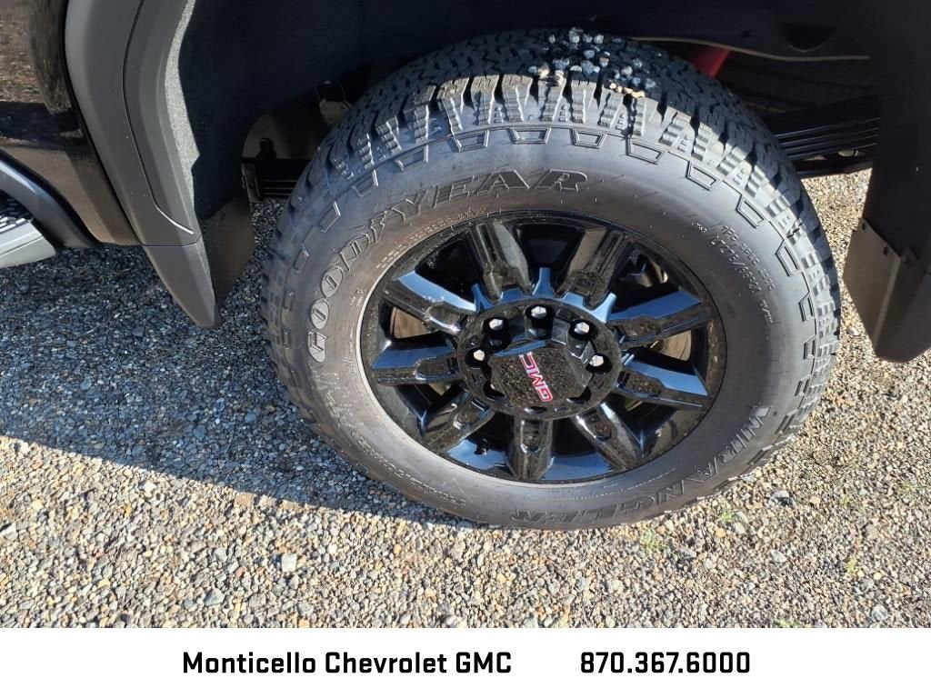 2025 GMC Sierra 2500 HD AT4