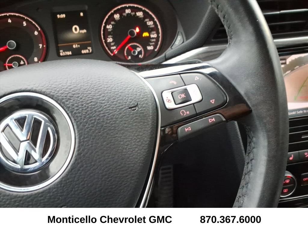 2020 Volkswagen Passat 2.0T R-Line