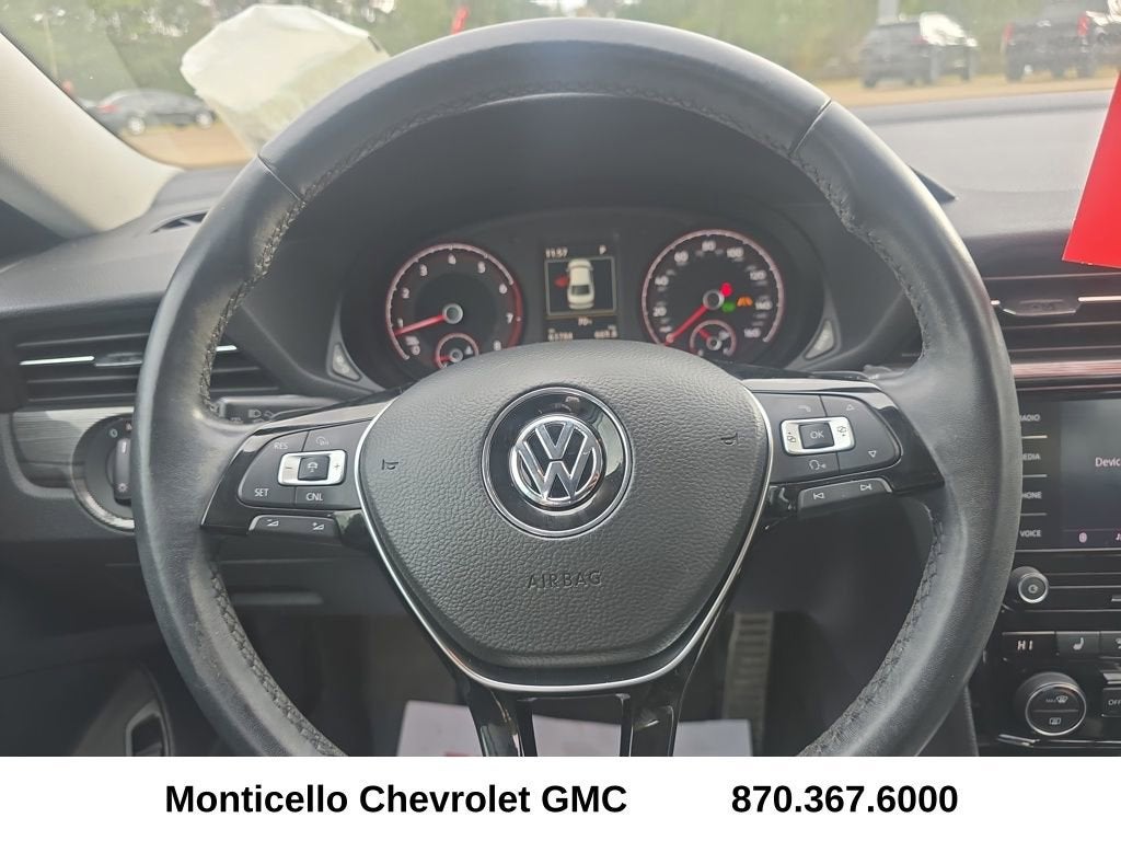 2020 Volkswagen Passat 2.0T R-Line