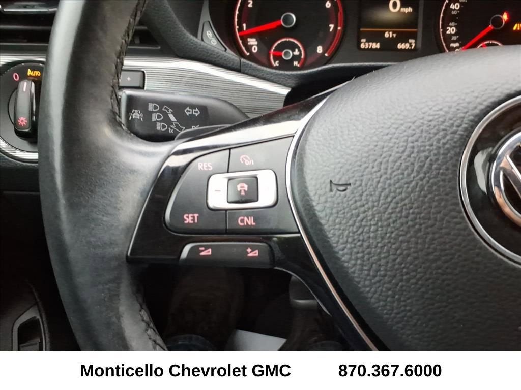 2020 Volkswagen Passat 2.0T R-Line