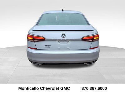 2020 Volkswagen Passat 2.0T R-Line