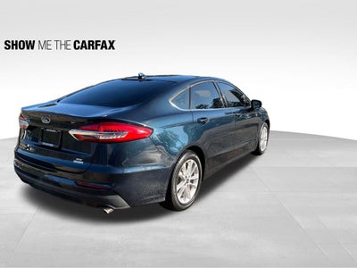 2020 Ford Fusion SE