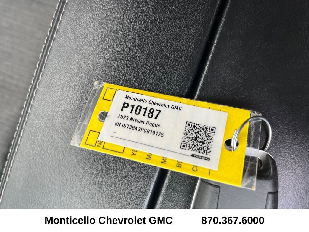 2023 Nissan Rogue SV FWD