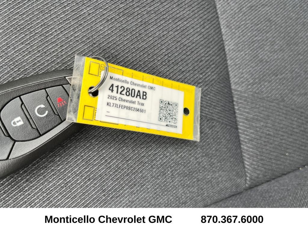 2025 Chevrolet Trax LS