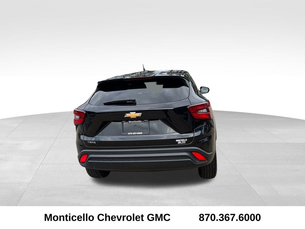 2025 Chevrolet Trax LS