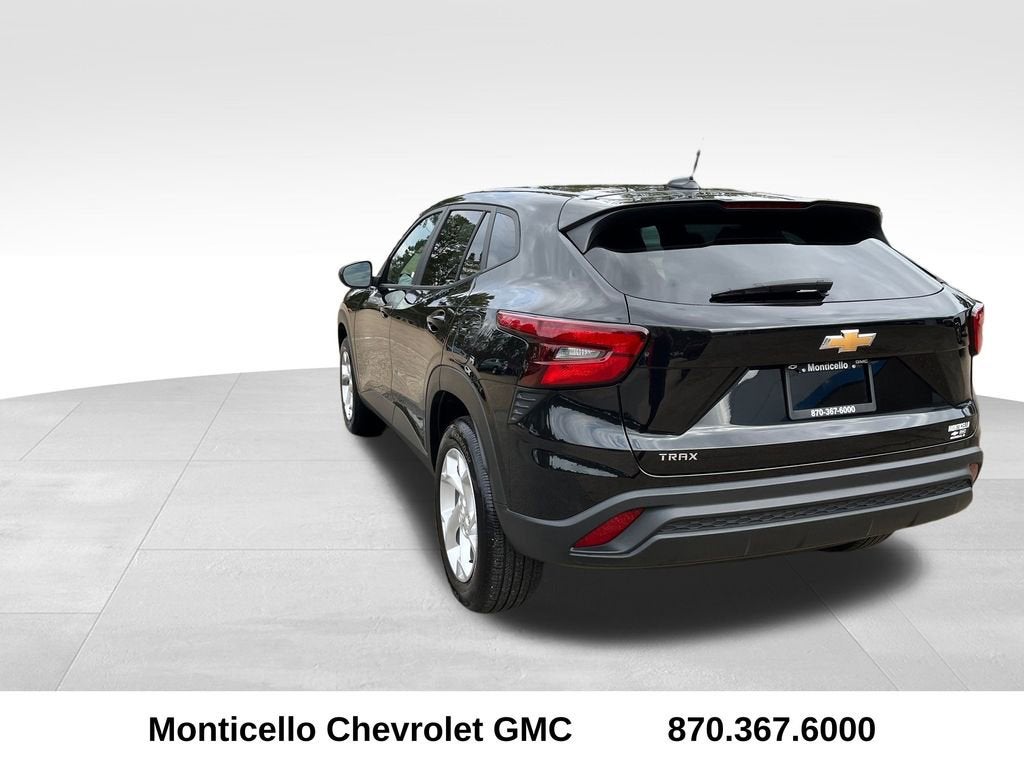 2025 Chevrolet Trax LS