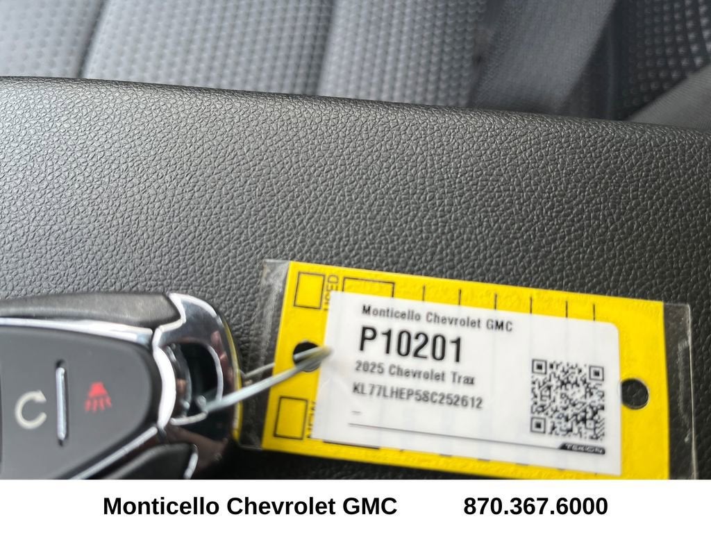 2025 Chevrolet Trax LT