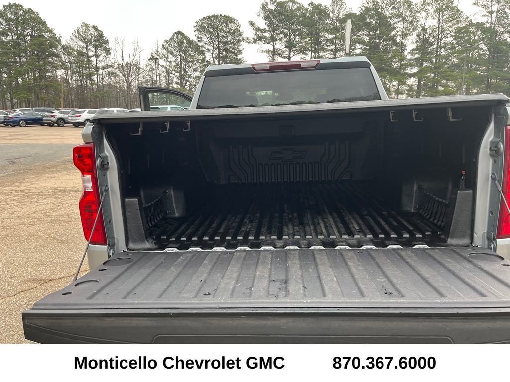 2023 Chevrolet Silverado 1500 LT (2FL)