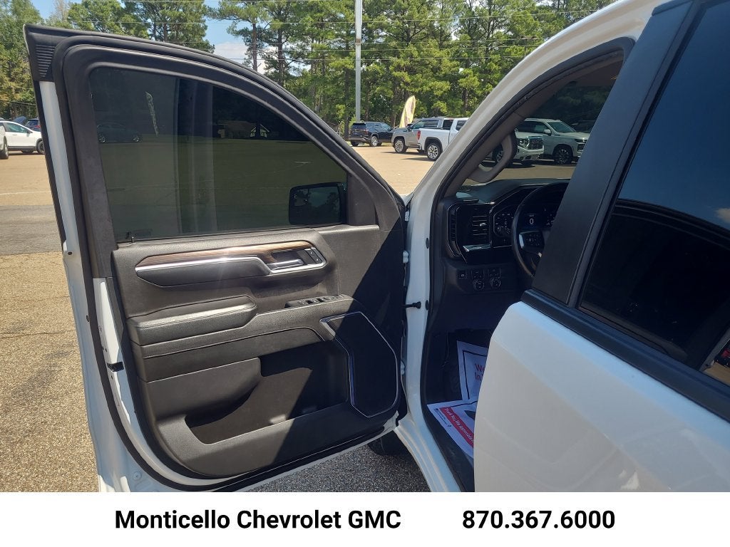 2024 Chevrolet Silverado 1500 LT