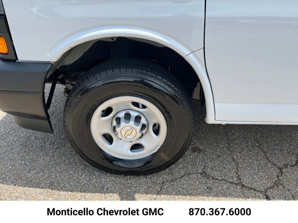 2026 Chevrolet Express Cargo WT