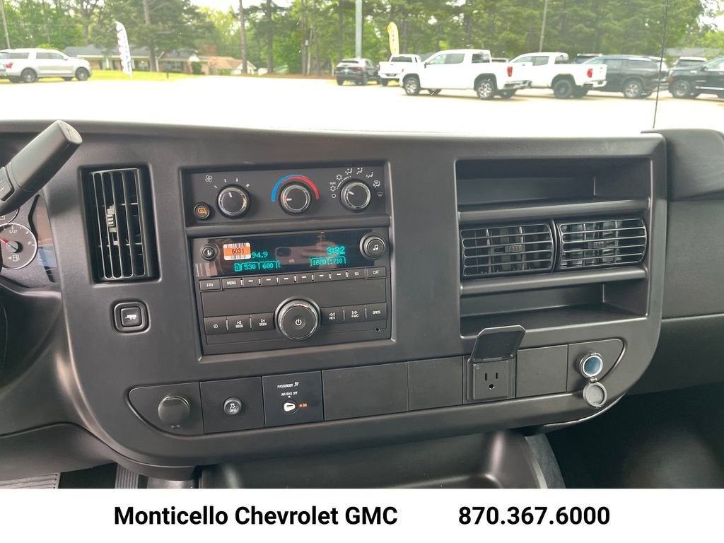 2026 Chevrolet Express Cargo WT