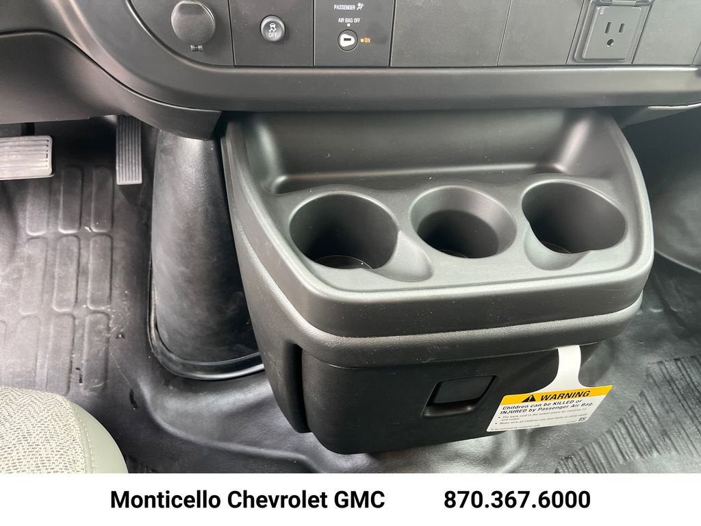2026 Chevrolet Express Cargo WT