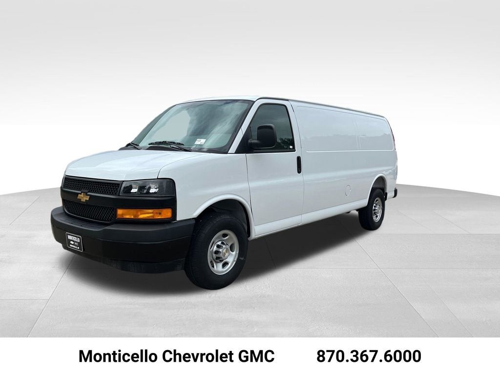 2026 Chevrolet Express Cargo WT