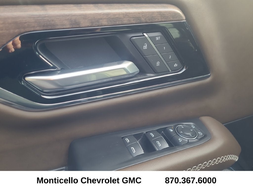 2025 GMC Yukon Denali Ultimate