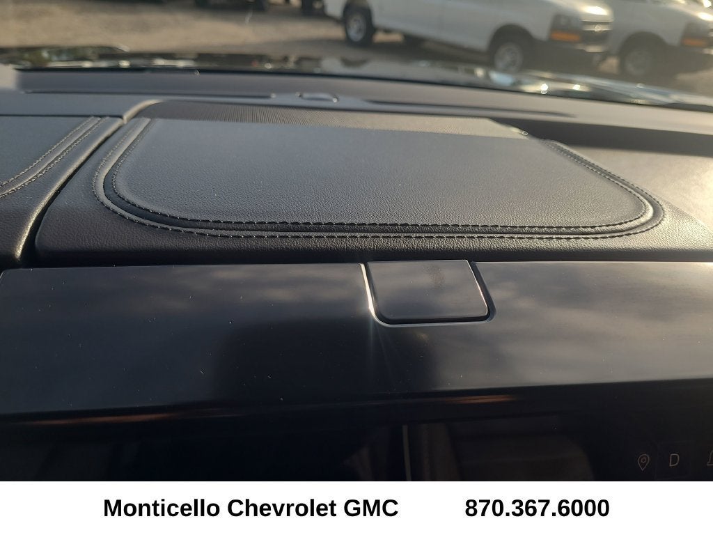 2025 GMC Yukon Denali Ultimate