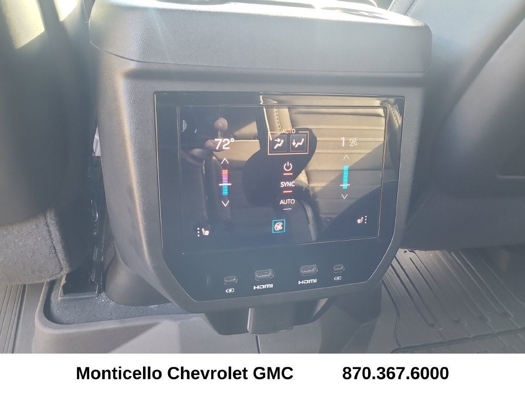 2025 GMC Yukon Denali Ultimate