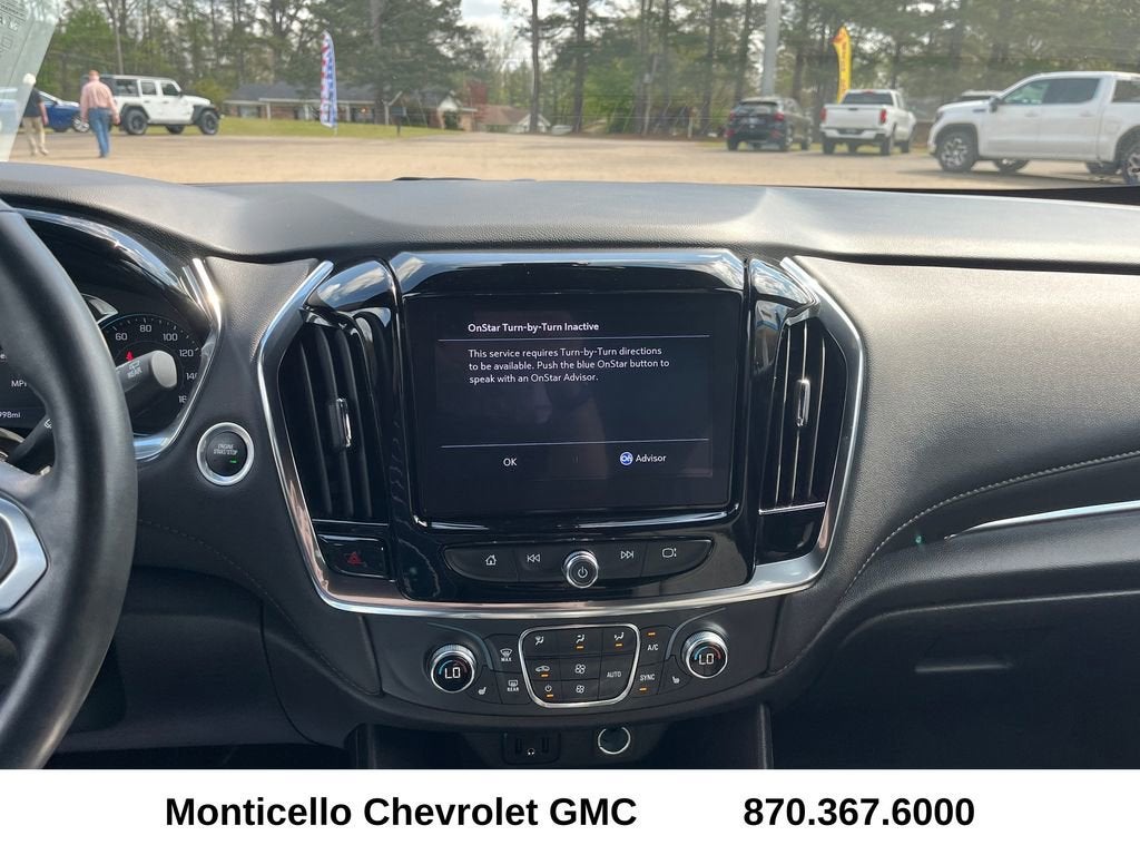 2023 Chevrolet Traverse LT Cloth