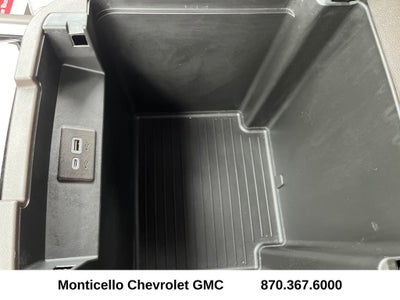 2025 Chevrolet Suburban LS