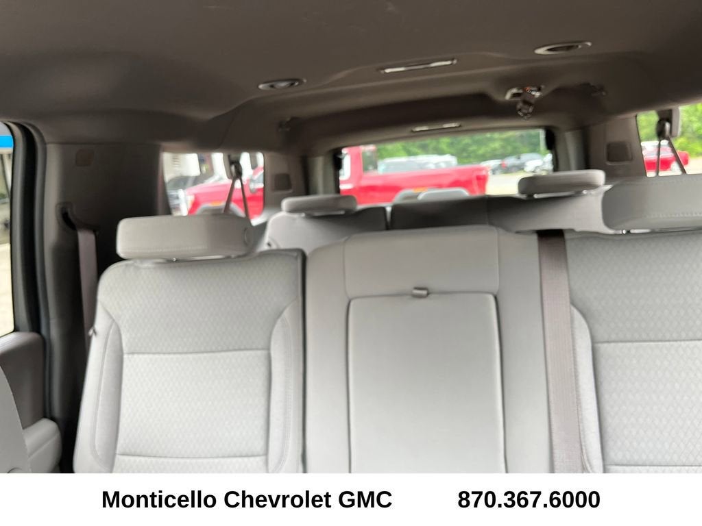 2025 Chevrolet Suburban LS