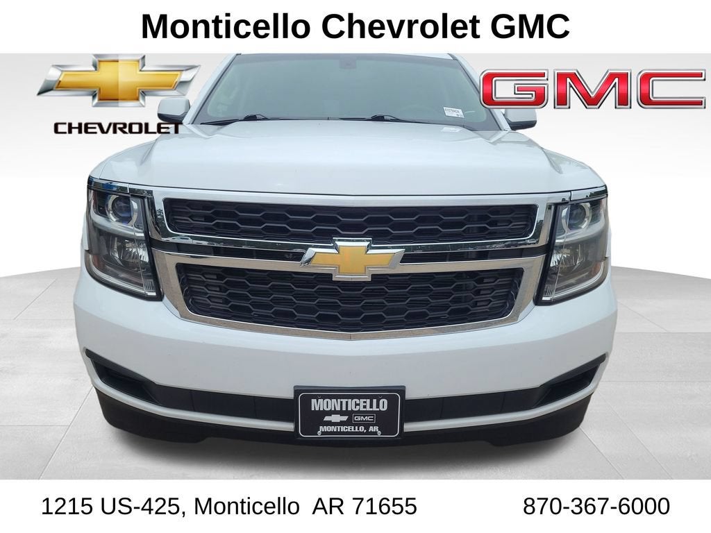 2016 Chevrolet Suburban 4WD 1500 LS's photo