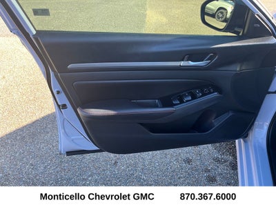 2024 Nissan Altima SR FWD