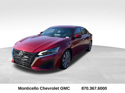 2023 Nissan Altima SL FWD