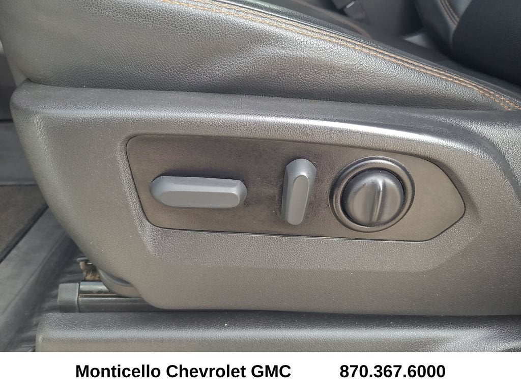 2022 GMC Sierra 1500 Limited AT4
