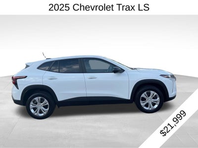 2025 Chevrolet Trax LS