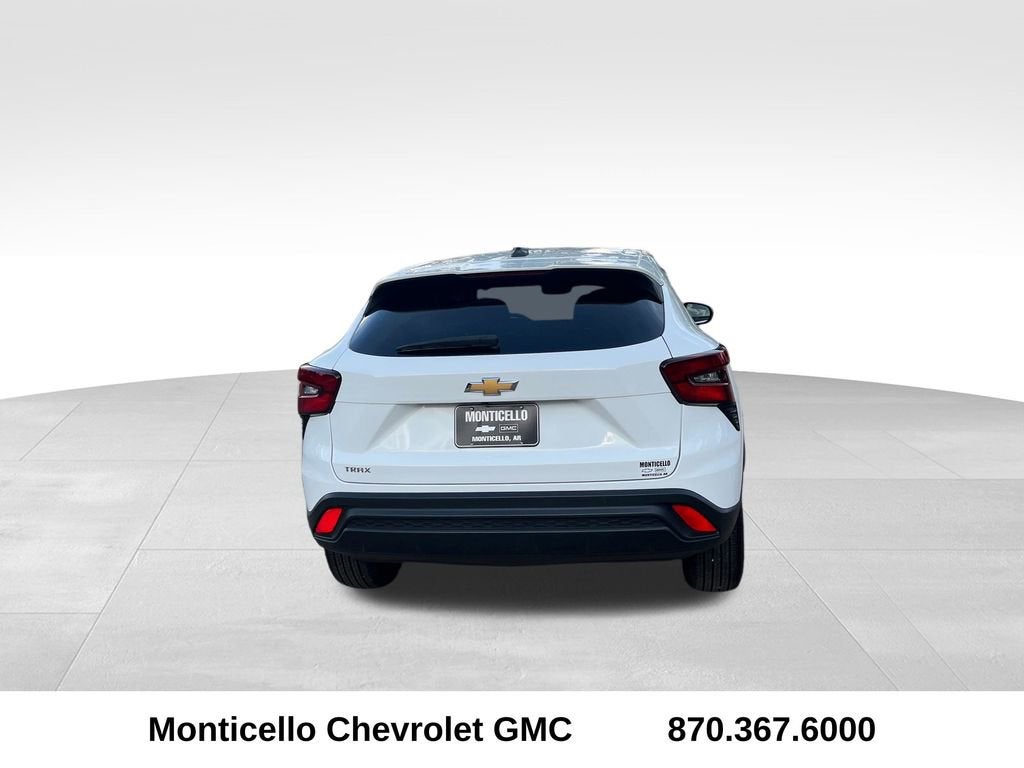 2025 Chevrolet Trax LS