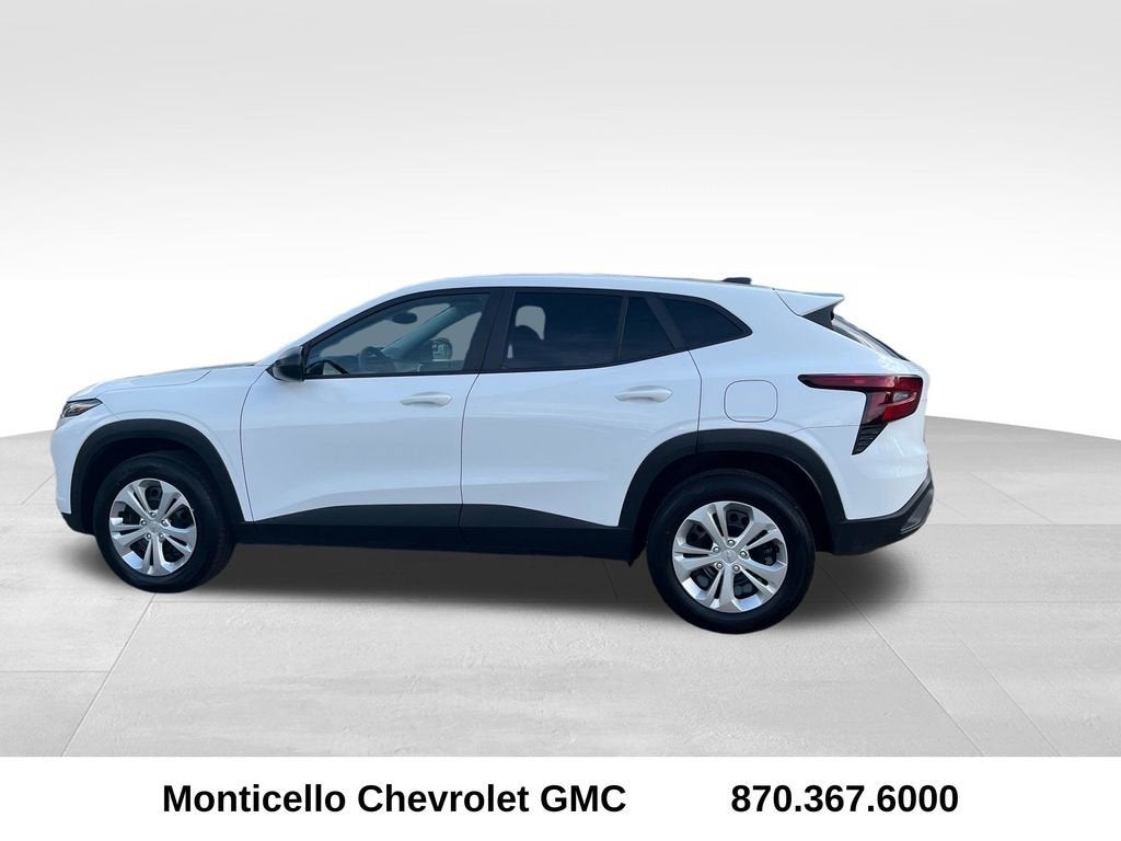 2025 Chevrolet Trax LS