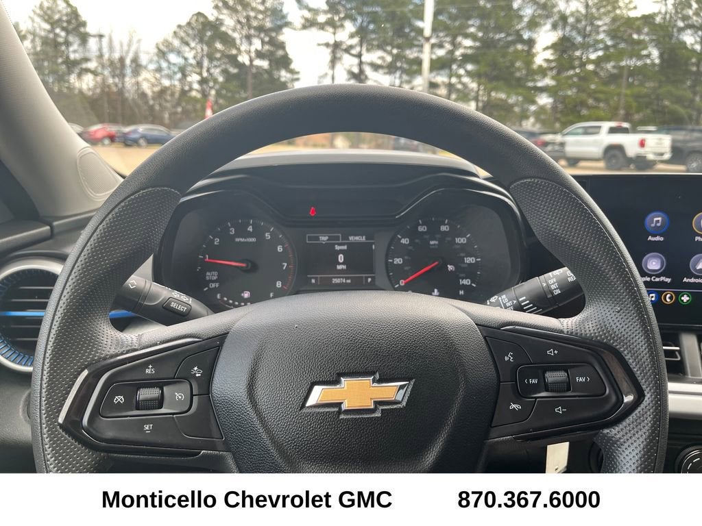 2025 Chevrolet Trax LS