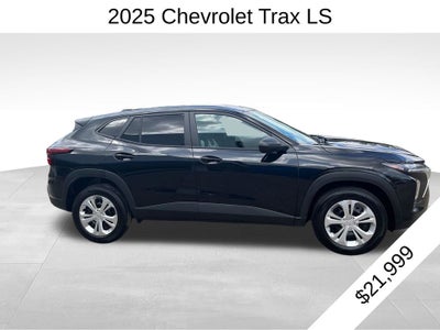 2025 Chevrolet Trax LS