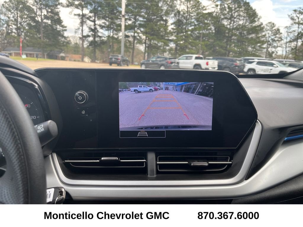 2025 Chevrolet Trax LS