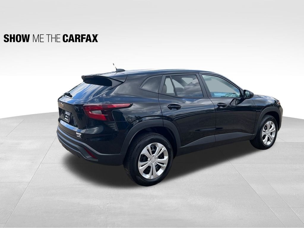 2025 Chevrolet Trax LS